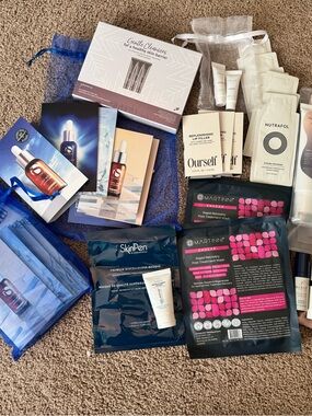 Lot of  Skincare & Sample Set with Alastin, Nutrafol, Is clinical , MartiNNi +